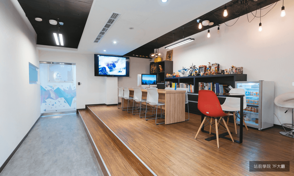 最高規格電腦教室